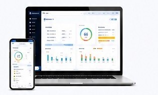 Iシステムを表示したパソコンとスマートフォン